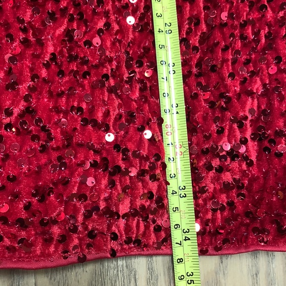 Dress - Picture 7 of 8